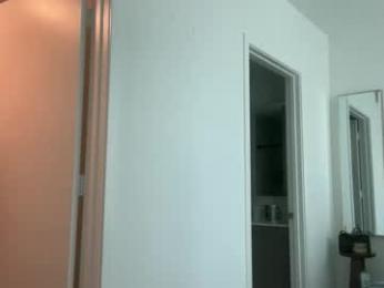 camiliakxoxo — Chaturbate stream photo (Apr 2026)