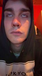 pallido225 — Cam4 stream photo (Mar 2026)