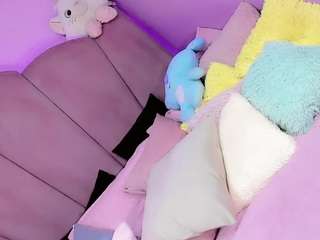 aliisson-doll — Camsoda stream photo (Mar 2026)