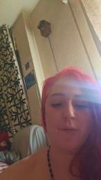 iris208 — Cam4 stream photo (May 2026)