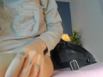 sweet_skiinny — chaturbateでウェブカムモデルオンライン