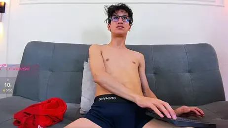 Cum_hunters — stripchatでウェブカムモデルオンライン