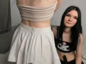candy_princesses — Chaturbate stream photo (Jun 2025)