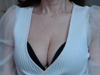 DeaDivina — Bongacams stream photo (May 2023)