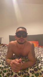 michael9922 — Cam4 stream photo (May 2026)