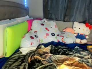 charlie3x215 — Camsoda stream photo (Aug 2026)