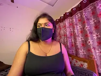 LouleyRanii — Stripchat stream photo (Apr 2026)