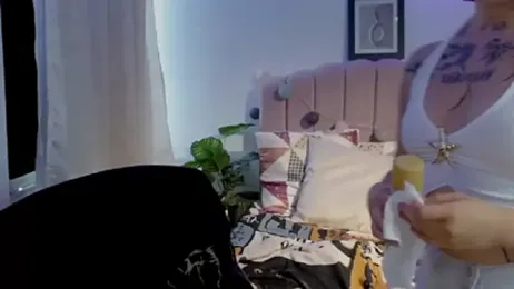 Victoria-Moon — Stripchat stream photo (Aug 2026)