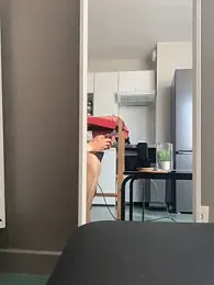 BruceIsHorny_ — stripchatでウェブカムモデルオンライン