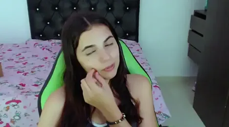 _elenna — Stripchat stream photo (Nov 2023)