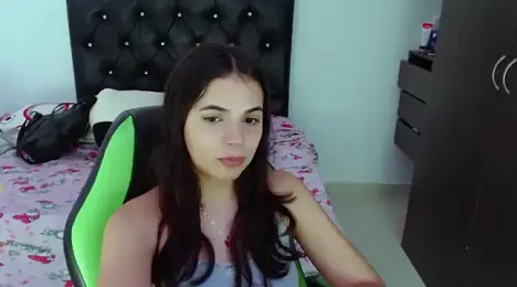 _elenna — Stripchat stream photo (Nov 2023)