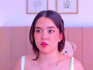 Bella Fontana — Flirt4free stream photo (Apr 2026)