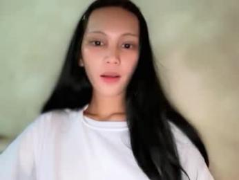 service_dolly69 — Chaturbate stream photo (Apr 2026)