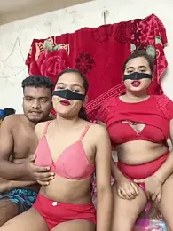 PRIYA_KOLKATA — Stripchat stream photo (Aug 2026)