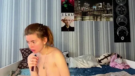 EmiliaCouple — stripchatでウェブカムモデルオンライン