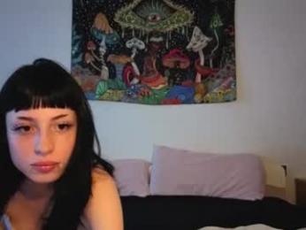 jadedolli — chaturbateでウェブカムモデルオンライン