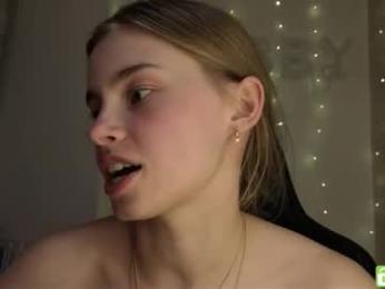 roxxxie_reid — Chaturbate stream photo (Apr 2026)