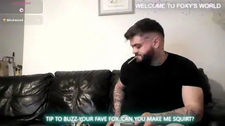 TheFoxyCouple69 — Stripchat stream photo (May 2025)