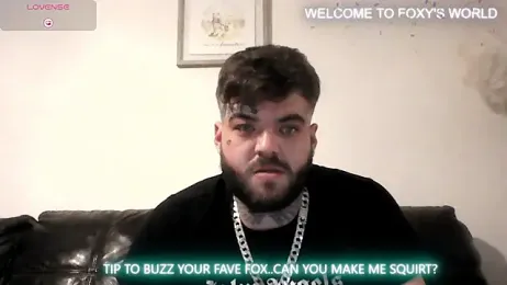 TheFoxyCouple69 — Stripchat stream photo (May 2025)