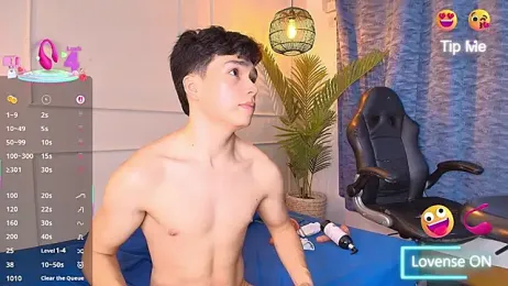 luandy — Stripchat stream photo (Mar 2026)