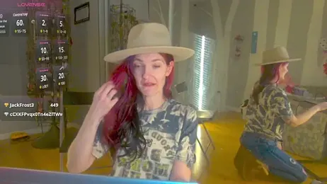 YourFavCanadianMILF — Stripchat stream photo (Feb 2026)