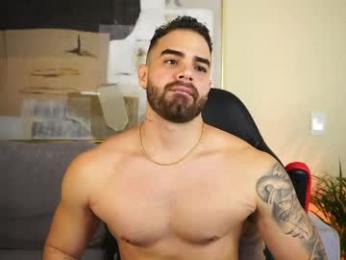 paulphoenix_ — Chaturbate stream photo (Apr 2026)