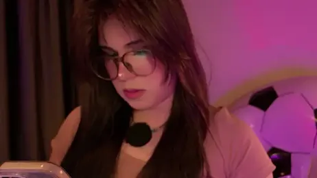 Yuri_Stars — stripchatでウェブカムモデルオンライン