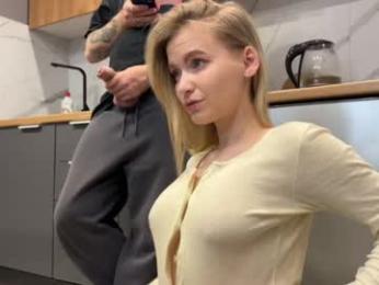 adele_nick2202 — Chaturbate stream photo (Apr 2026)