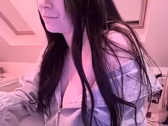 MoonlitLust — Stripchat stream photo (Apr 2026)