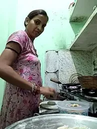 Sexy-Kavya2 — Stripchat stream photo (Feb 2026)