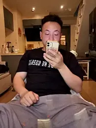 xiaowei2563 — Stripchat stream photo (Apr 2026)