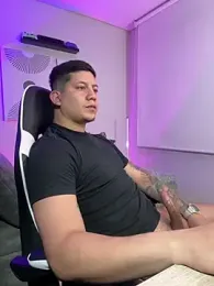 _robertobaggioo — Stripchat stream photo (Mar 2026)