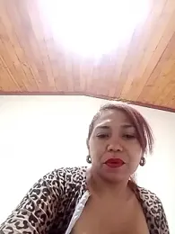 dannamomcerratt — Stripchat stream photo (Feb 2026)