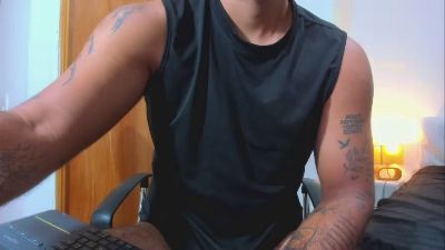 justyntr — Cam4 stream photo (Apr 2026)