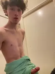 Golden_Mesto — stripchatでウェブカムモデルオンライン