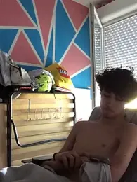 Golden_Mesto — stripchatでウェブカムモデルオンライン