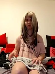 OhnivaKocka1 — Stripchat stream photo (Apr 2026)