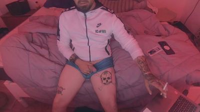 javilevel — cam4でウェブカムモデルオンライン