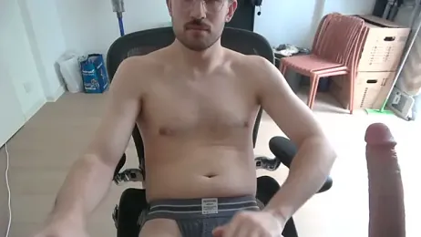 taallguyy_196 — stripchatでウェブカムモデルオンライン