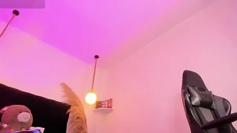 Emily_brown04 — stripchat