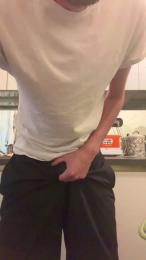 bellohot193 — Cam4 stream photo (Jun 2026)