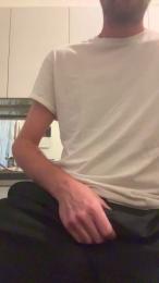 bellohot193 — Cam4 stream photo (Jun 2026)