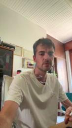bellohot193 — Cam4 stream photo (Jul 2026)