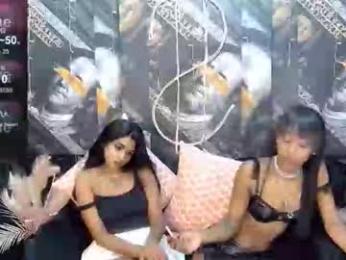 delilah_blazee — chaturbate