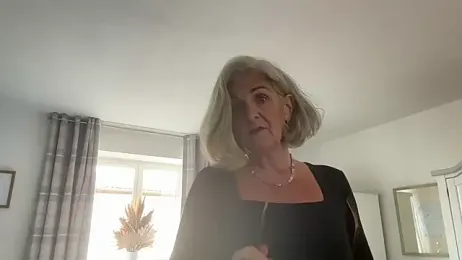 NaughtyMonicaUK — stripchatでウェブカムモデルオンライン