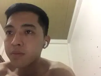 Thichchoitran86 — Stripchat stream photo (Aug 2026)