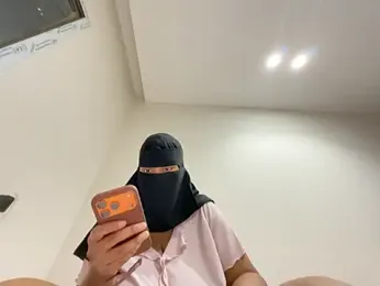 Submissive_Arab — stripchatでウェブカムモデルオンライン