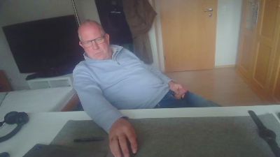 mdevbi — Cam4 stream photo (Apr 2026)