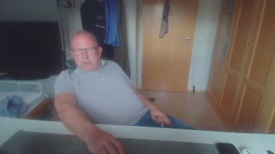 mdevbi — Cam4 stream photo (Apr 2026)