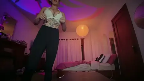 GennaJames — stripchatでウェブカムモデルオンライン